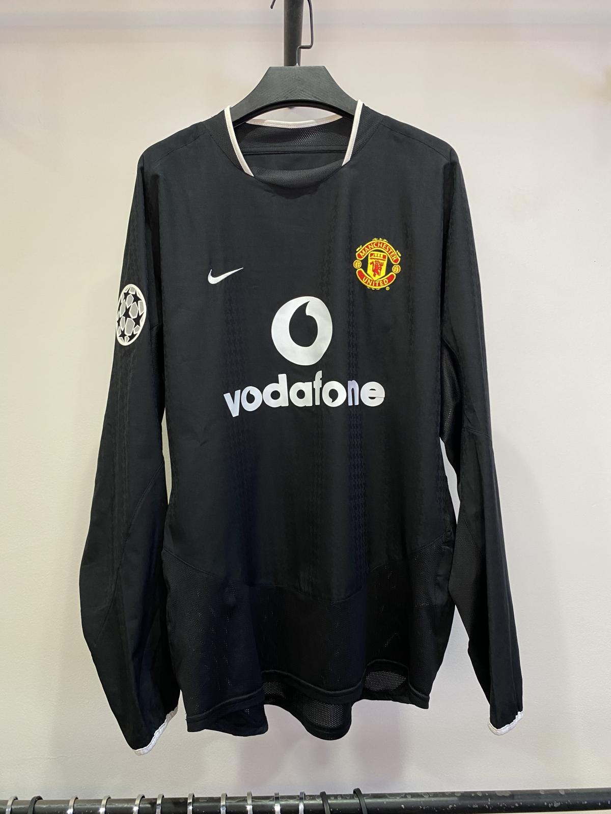 Manchester United 2003/05 Away Shirt