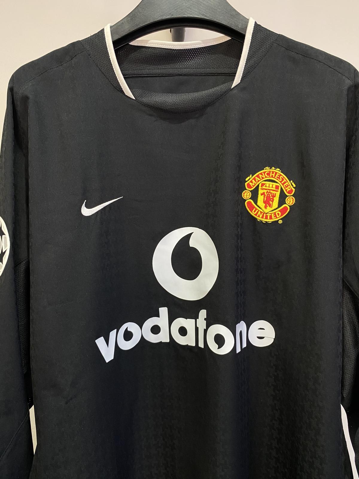 Manchester United 2003/05 Away Shirt